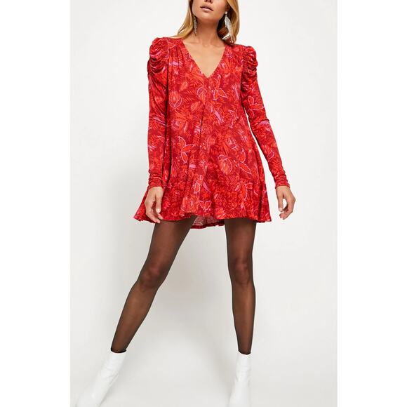 Free People HELLO LOVER Floral Ruched Long Sleeve Flowy Tunic Top Dress in Red M - Picture 1 of 10